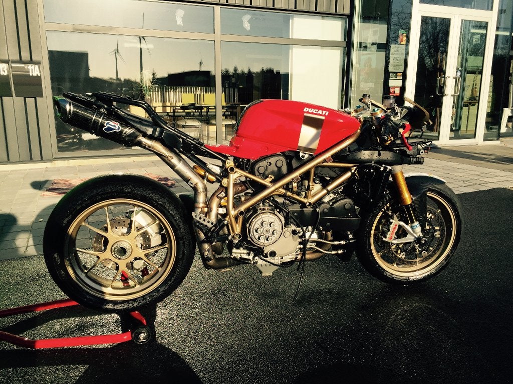 Ducati 1098S Tricolore, 2 cilinders, Sportuitlaat, Motorrijbewijs A, Gebruikt
