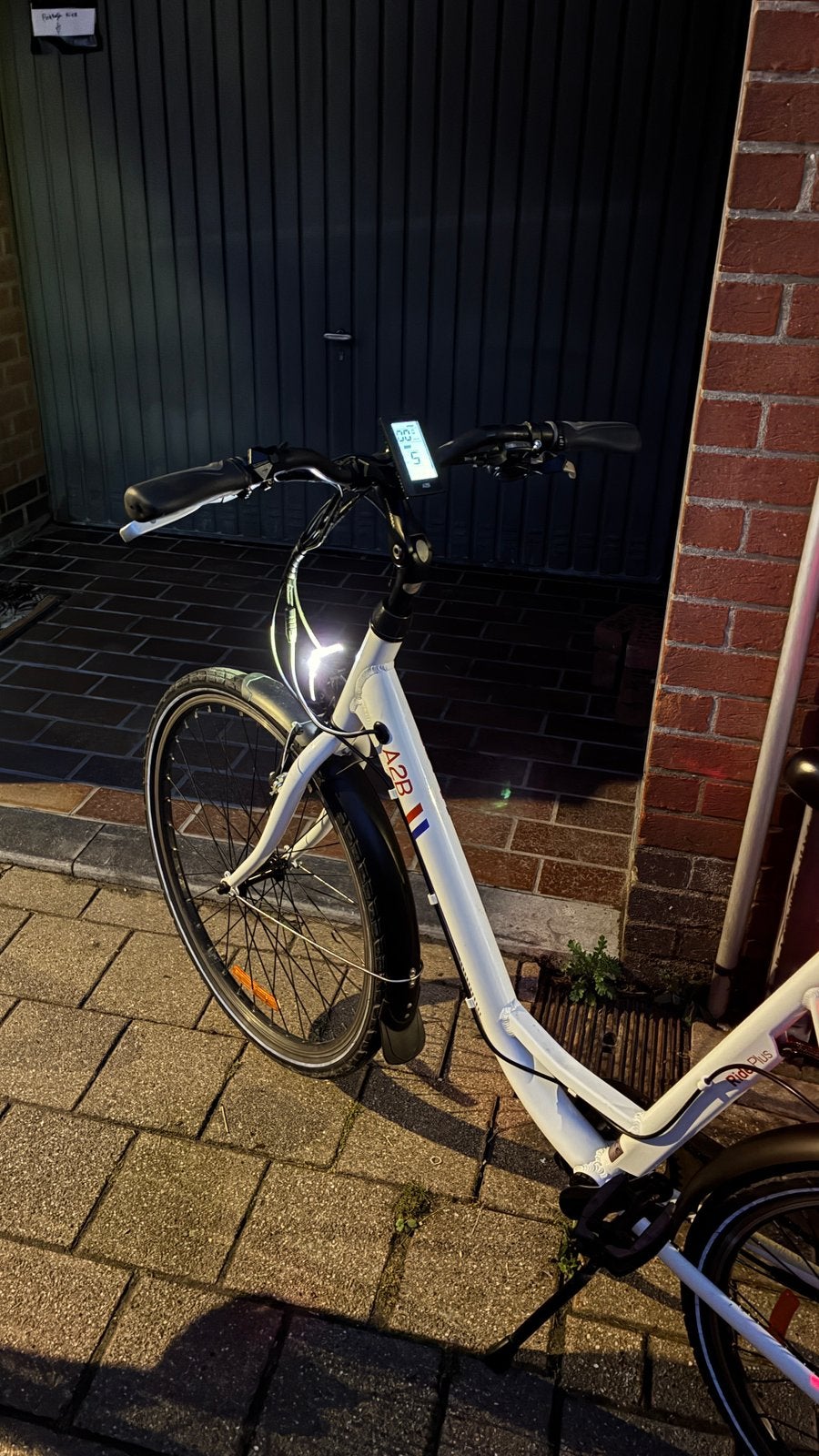 Elektrische fiets in zeer mooie staat met minder dan 1500km, Vélos & Vélomoteurs, Vélos électriques, Enlèvement, Comme neuf, 50 km par batterie ou plus
