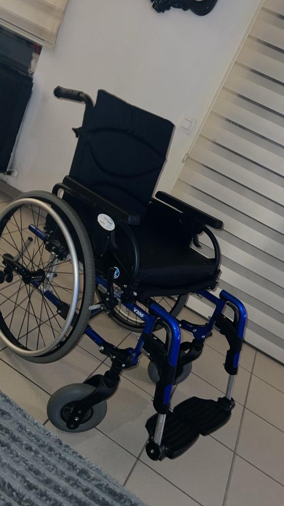 À vendre : Fauteuil roulant confortable en bon état, Divers, Enlèvement, Pliant, Neuf, Fauteuil roulant manuel
