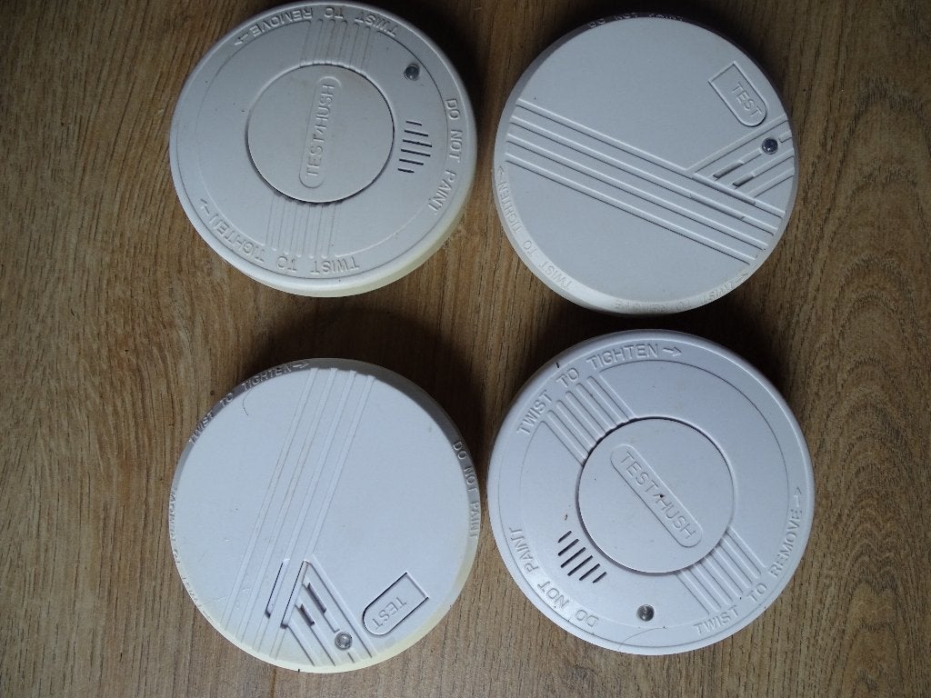 4 rookmelders, Ophalen of Verzenden, Zo goed als nieuw, Detector, Sensor of Melder, Rook