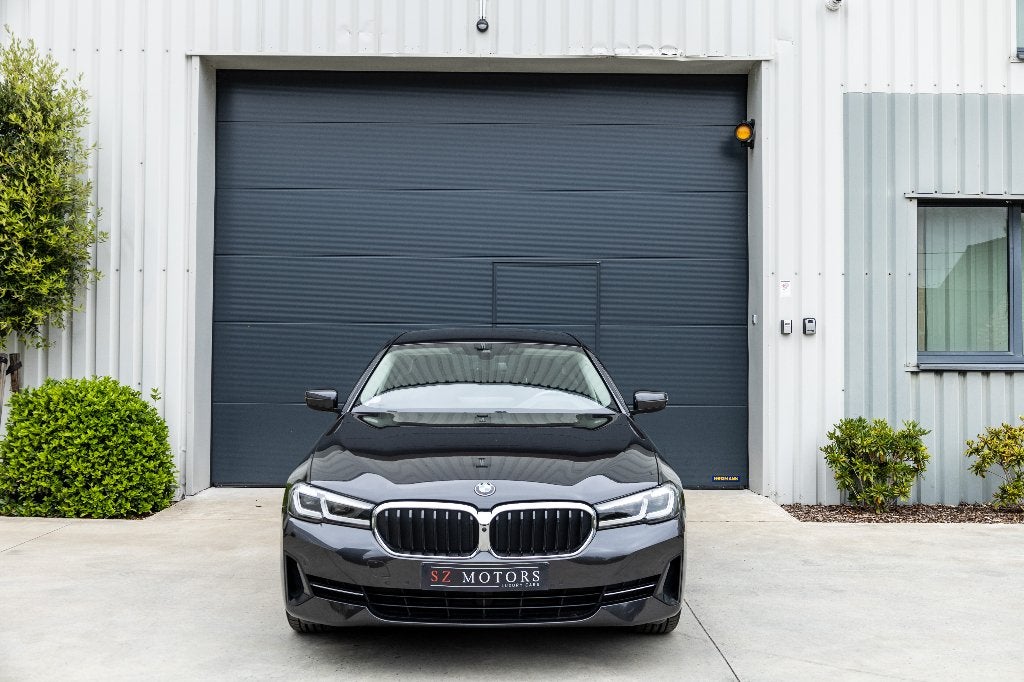 BMW 530 Virtual Dashboard | PHEV | Xdrive | Facelift | BTW, Auto's, BMW, Testrit aan huis, Zwart, Berline, Hybride Elektrisch/Benzine