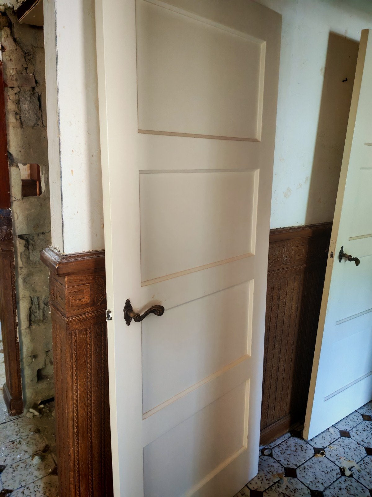 Lot de 9 portes vintage en bois avec poignées, Bricolage & Construction, Enlèvement, Bois