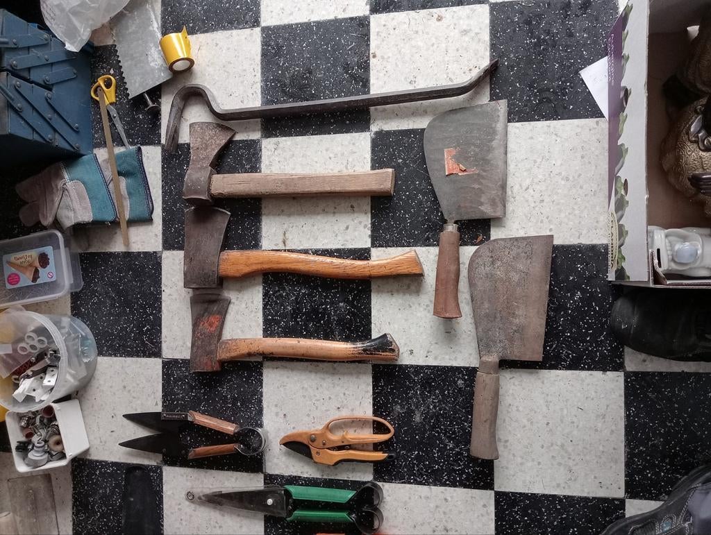 Haches pliantes pour fendre le bois, Enlèvement ou Envoi