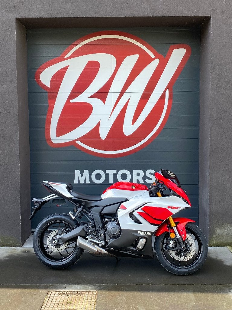 Yamaha R7 70th Anniversary @ BW Motors Mechelen, Motoren, 2 cilinders, Nieuw, Bedrijf, Traction Control