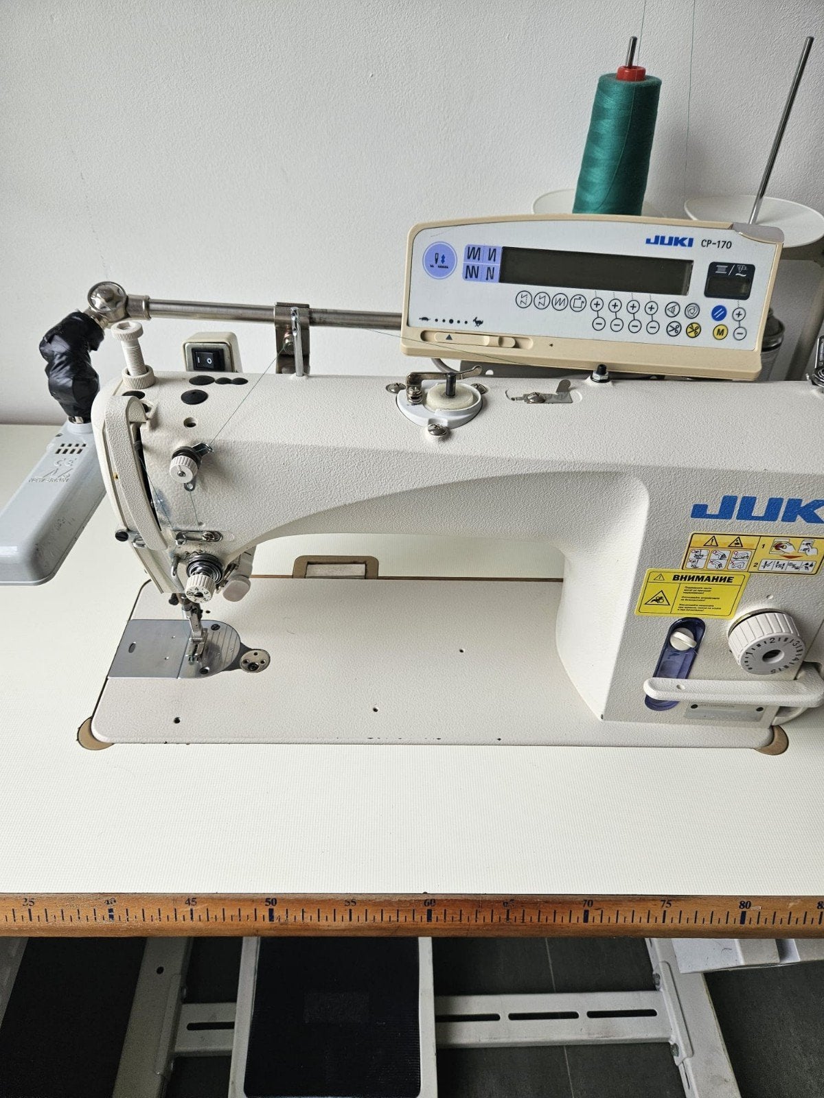 Machine à coudre JUKI-DDL-9000-ASS, Hobby & Loisirs créatifs, Autres marques, Machine à coudre, Industrie, Enlèvement