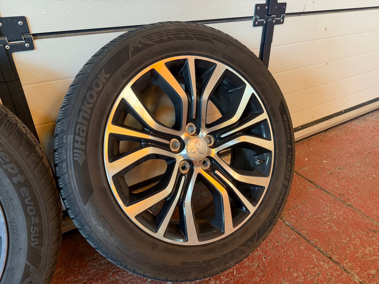 Jantes d’origine Mitsubishi Outlander 18”+ pneus Hankook M+S, Autos : Pièces & Accessoires, Pneus & Jantes, Neuf, Pneus et Jantes