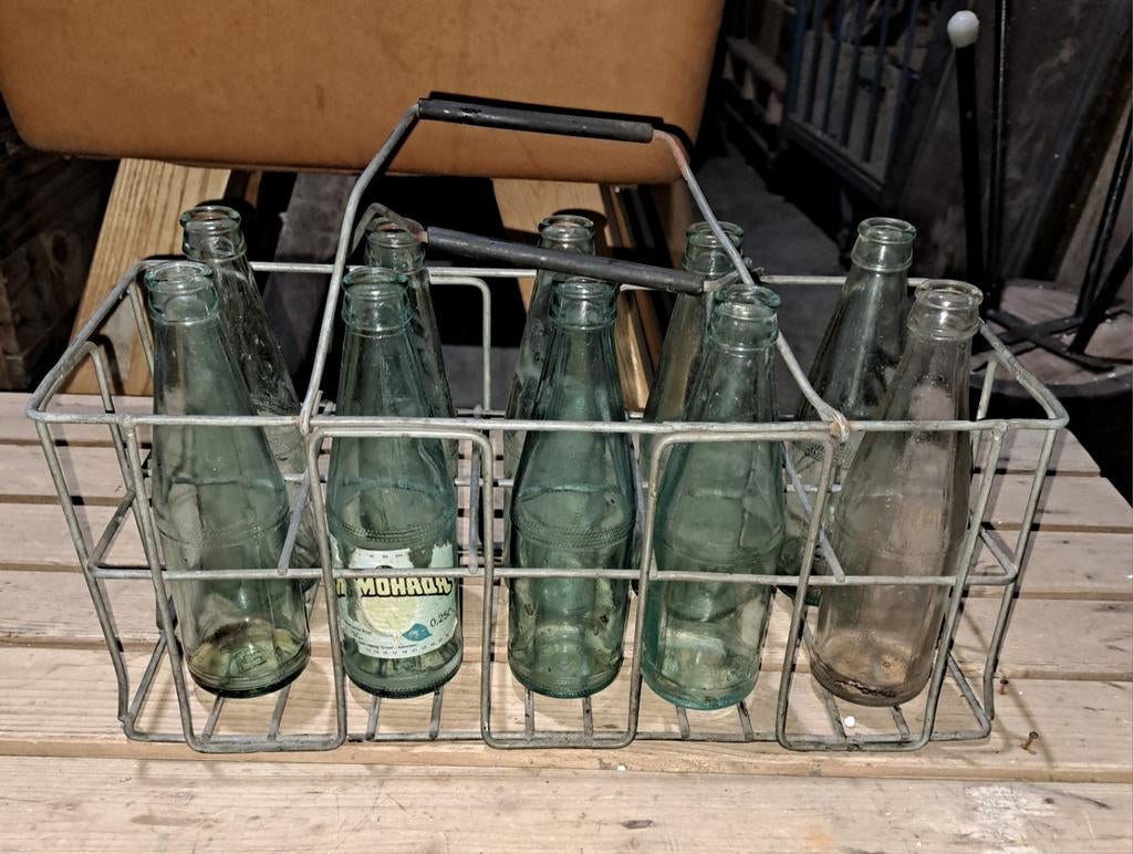 Fles flesjes vintage limonade kratje, Ophalen