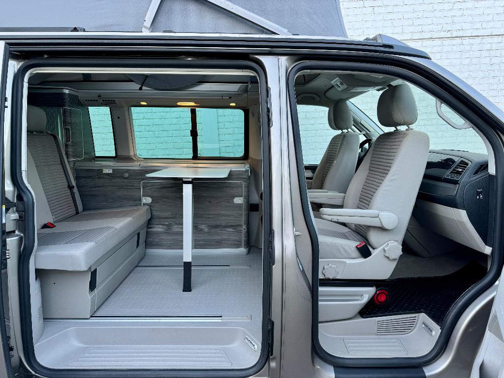 Volkswagen T6 California 2.0TDI 150 DSG OCEAN GARANTIE 12M., Caravans en Kamperen, Mobilhomes, Automaat, ESP - Contrôle de stabilité