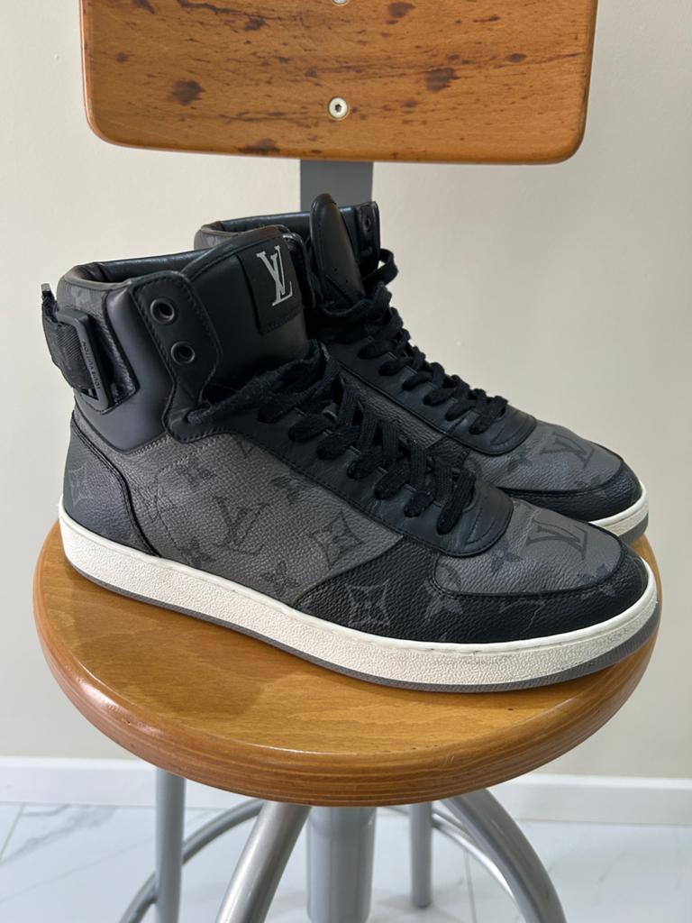 Basket LOUIS VUITTON, Zwart, Ophalen of Verzenden, Zo goed als nieuw, Sneakers