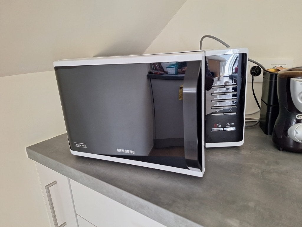 Micro-ondes samsung, Ophalen, Microgolfoven, Zo goed als nieuw, 45 tot 60 cm