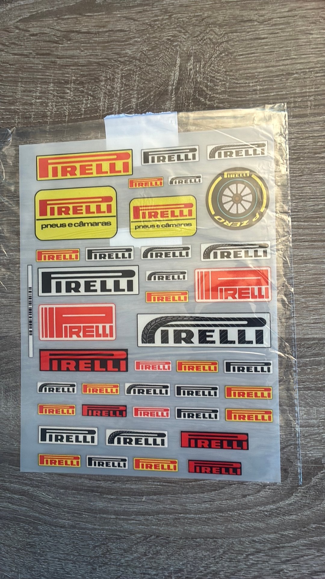 Pirelli stickers, Motoren, Ophalen of Verzenden