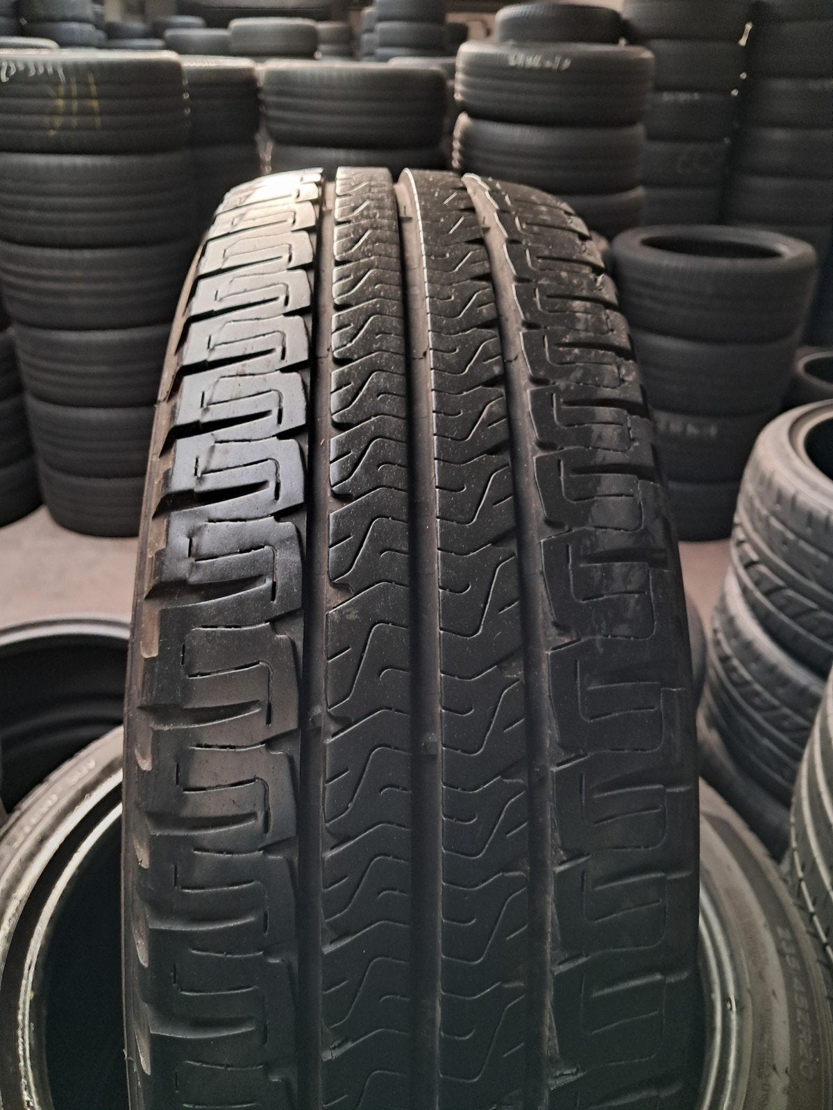 21570r15c 215 70 r15c 215/70/r15c MICHELIN Continental Hanko, Enlèvement ou Envoi