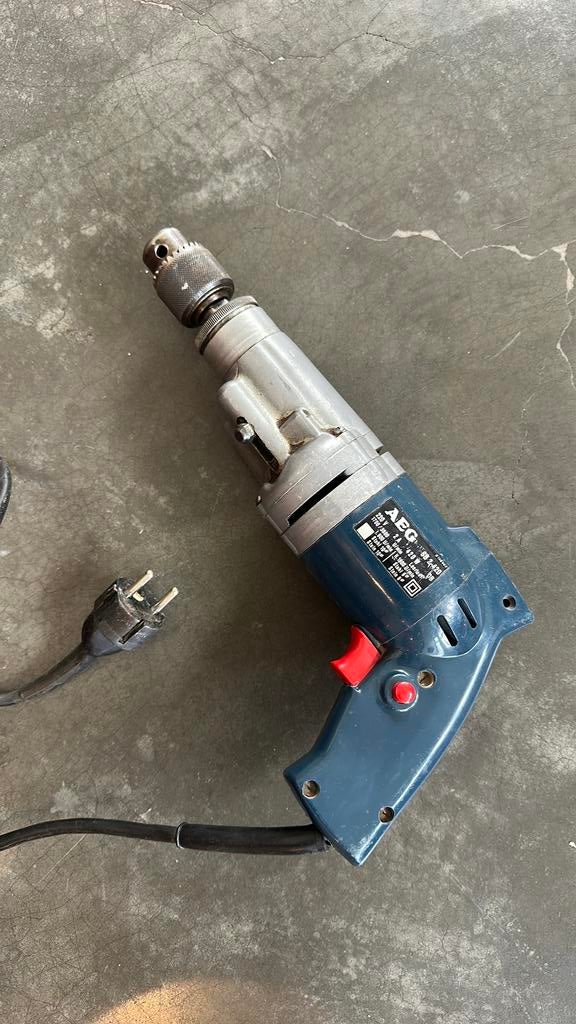 Vintage AEG SB2-420 Klopboormachine – Made in W. Germany, Doe-het-zelf en Bouw, Gereedschap | Boormachines, Boormachine, Gebruikt