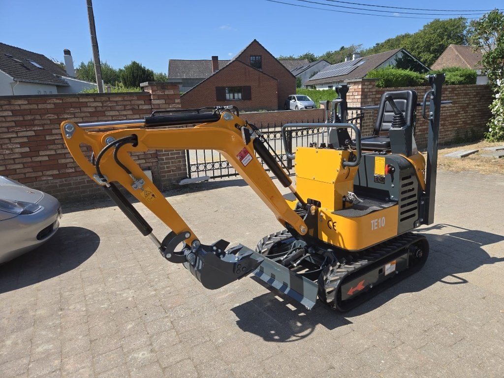 Minigraafmachine//nieuw//3 emmers/diesel, Zakelijke goederen, Machines en Bouw | Kranen en Graafmachines, Ophalen, Graaflaadcombinatie