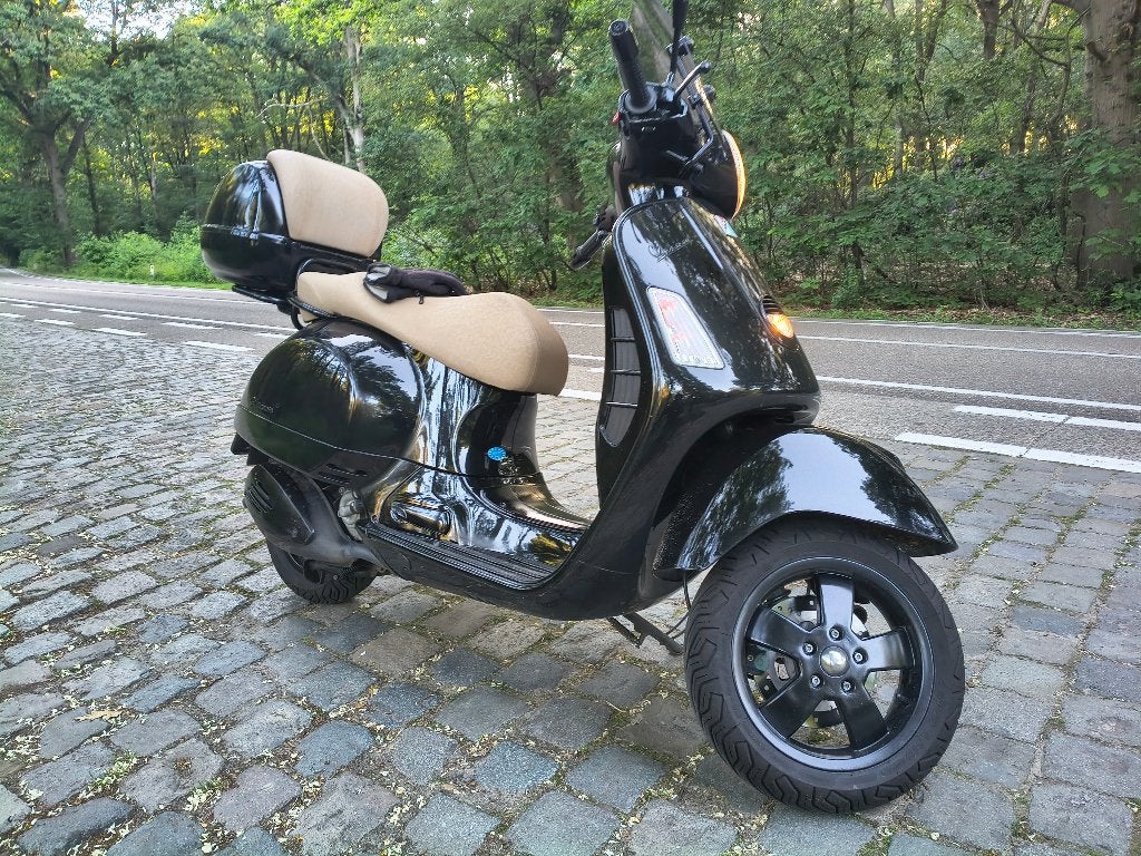 Vespa GTS250ie, Ophalen, 250 cc, Gebruikt, Benzine