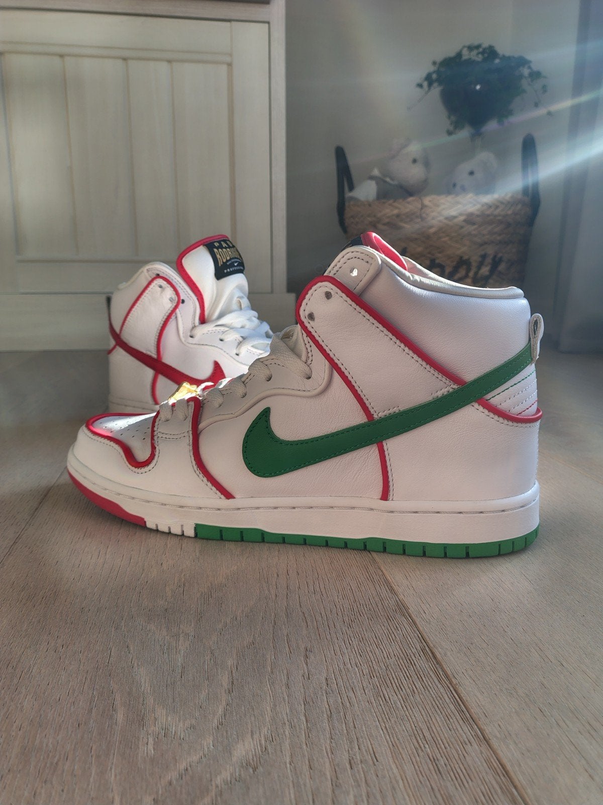 Nike SB dunk P-rod, Ophalen