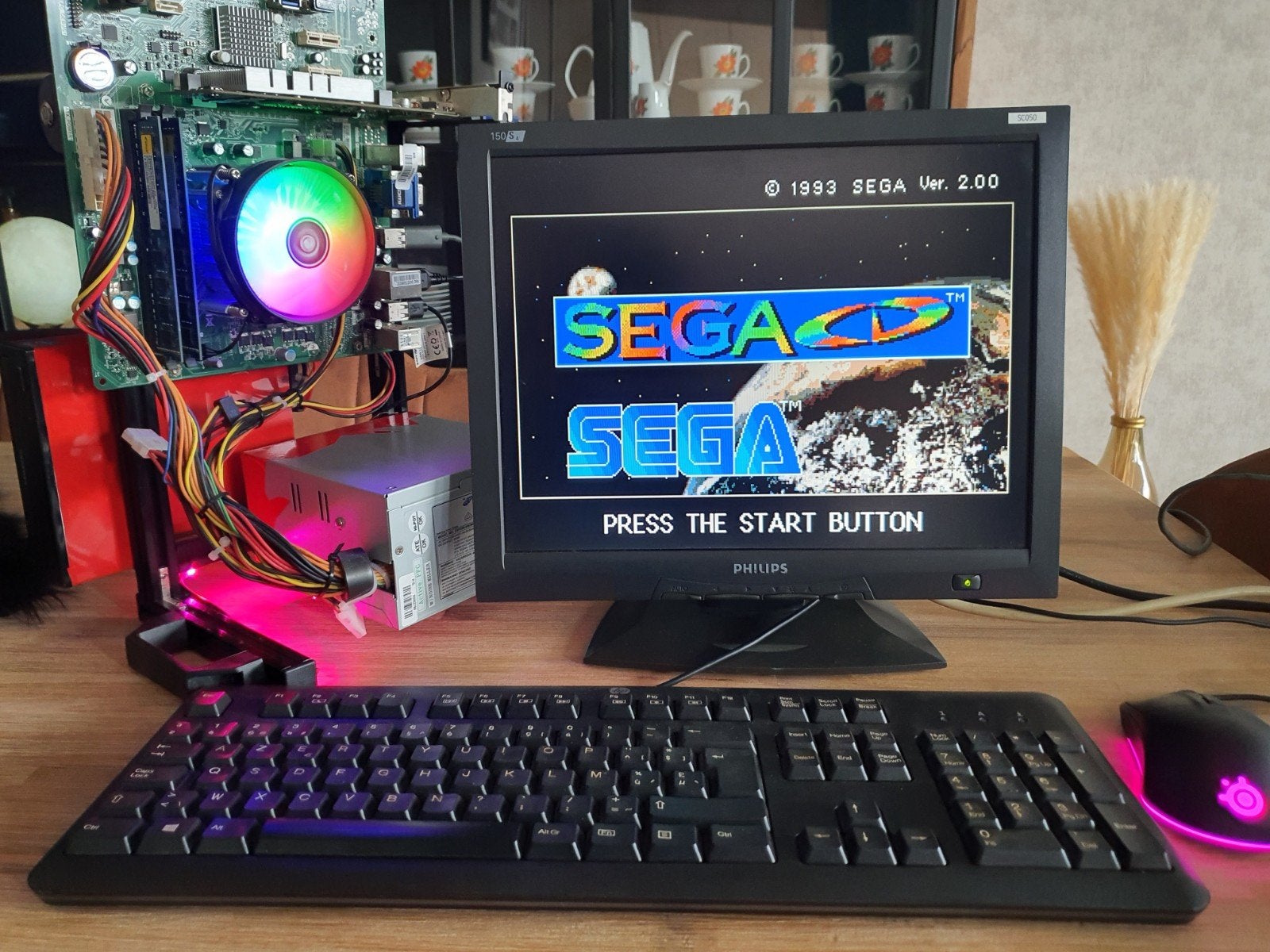 Custom open pc i7/8gb + batocera 1TB arcade system, Ophalen
