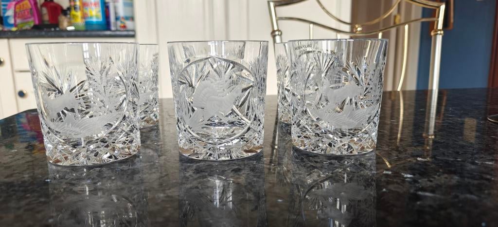 Set van 6 geslepen kristallen glazen - vogelpatronen - vinta, Antiek en Kunst