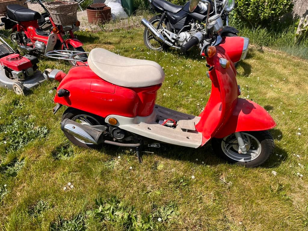 Chinese scooter, Ophalen, Gebruikt, 49 cc, Benzine