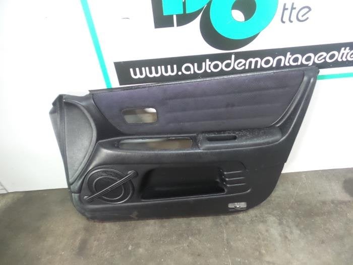 Portierbekleding 4Deurs rechts-voor van een Lexus IS 200 (IS, Gebruikt, -, -, -