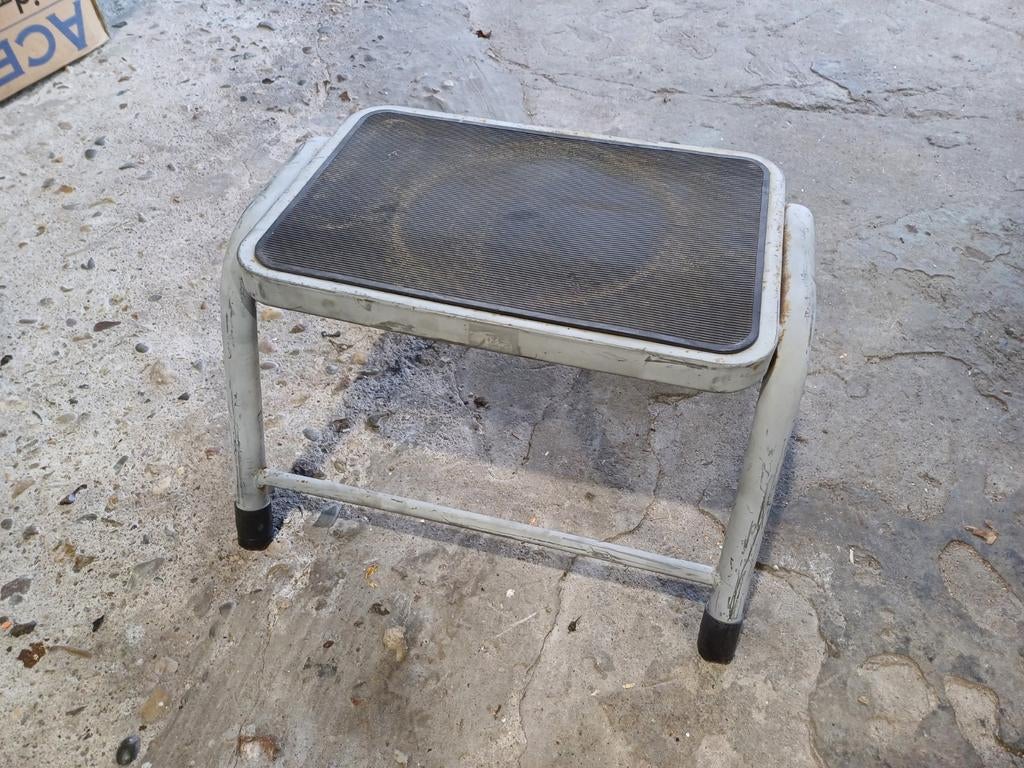 Opstapje caravan, Ophalen