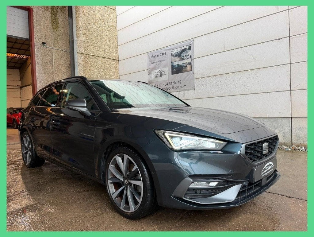 Seat Leon Sportstourer 1.5 TSI FR 131pk * FUL OPTION *, Autos, Euro 6, Entreprise, Entretenue par le concessionnaire, Noir