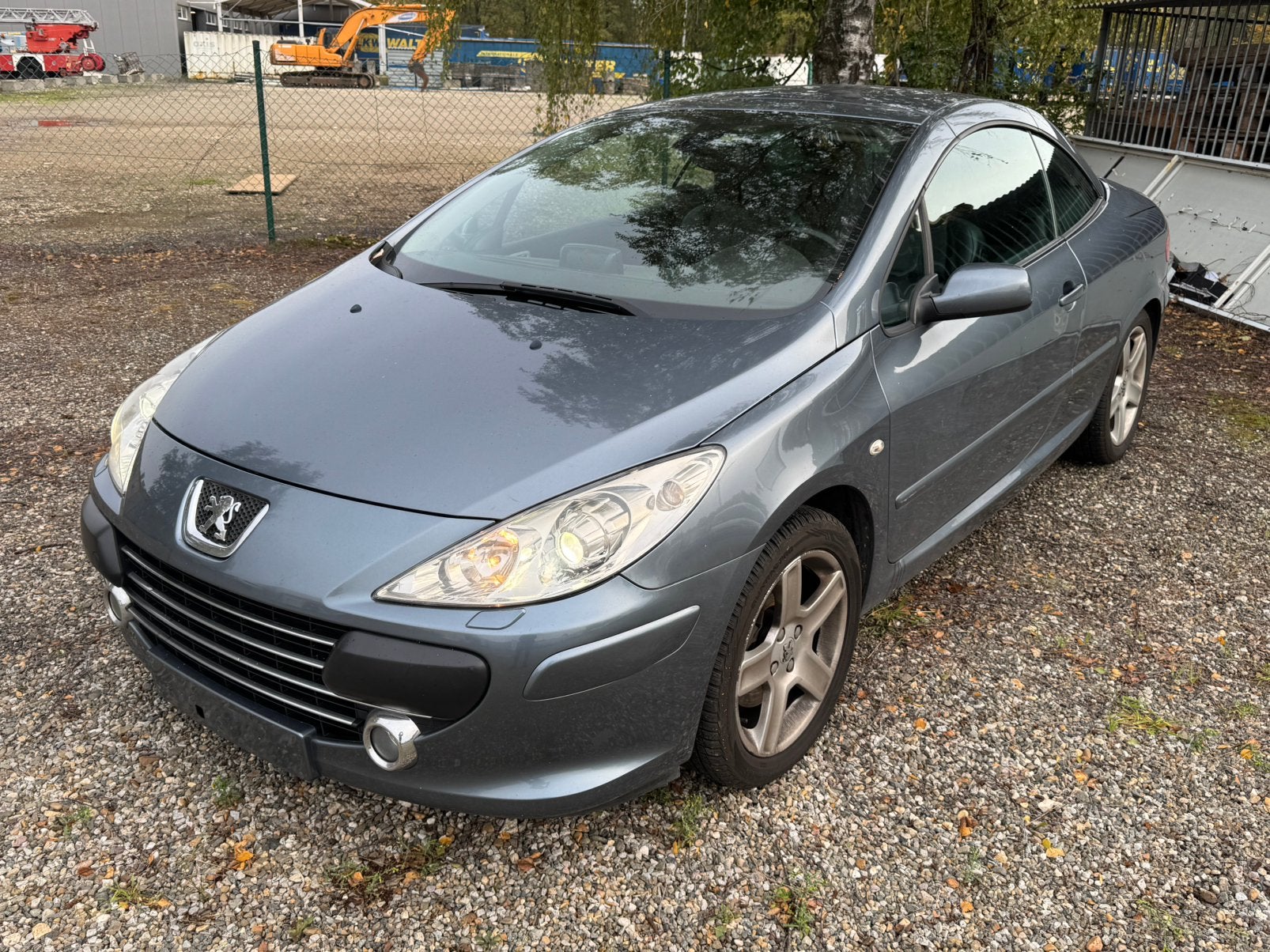 Peugeot 307 Cabrio 2.0hdi Leer Xenon Navi Cruise Zetelverw, Auto's, 4 zetels, Zwart, 4 cilinders, Cabriolet