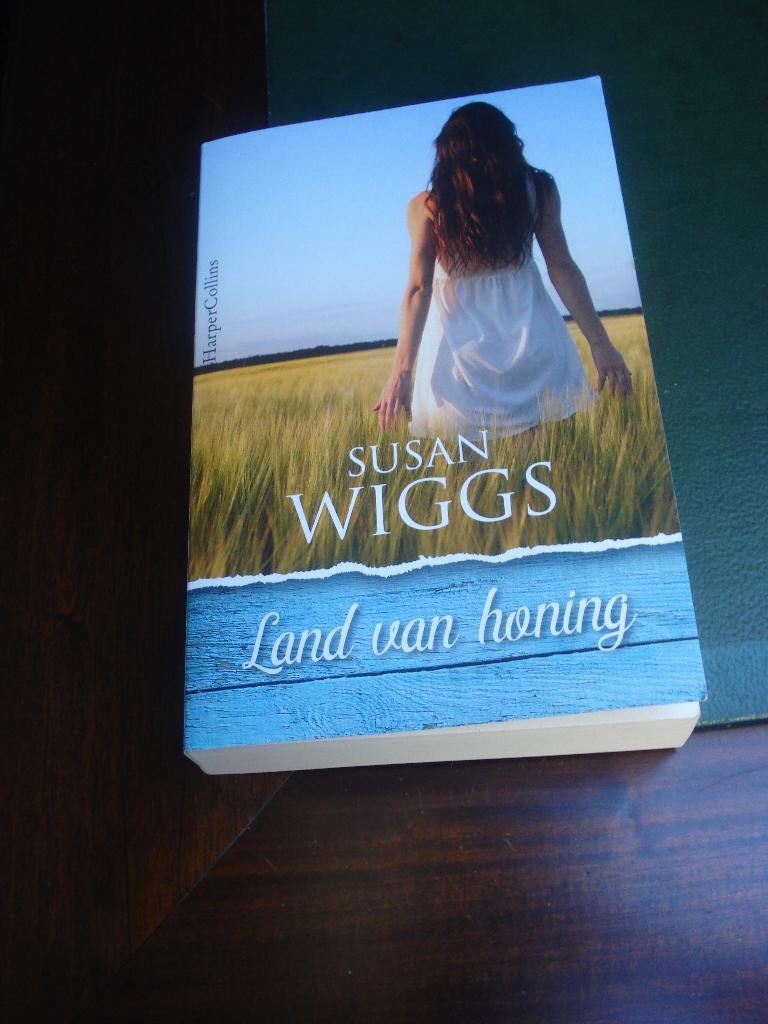 Boek: Susan Wiggs: Land van honing, Boeken, Ophalen of Verzenden, Gelezen, Susan Wiggs
