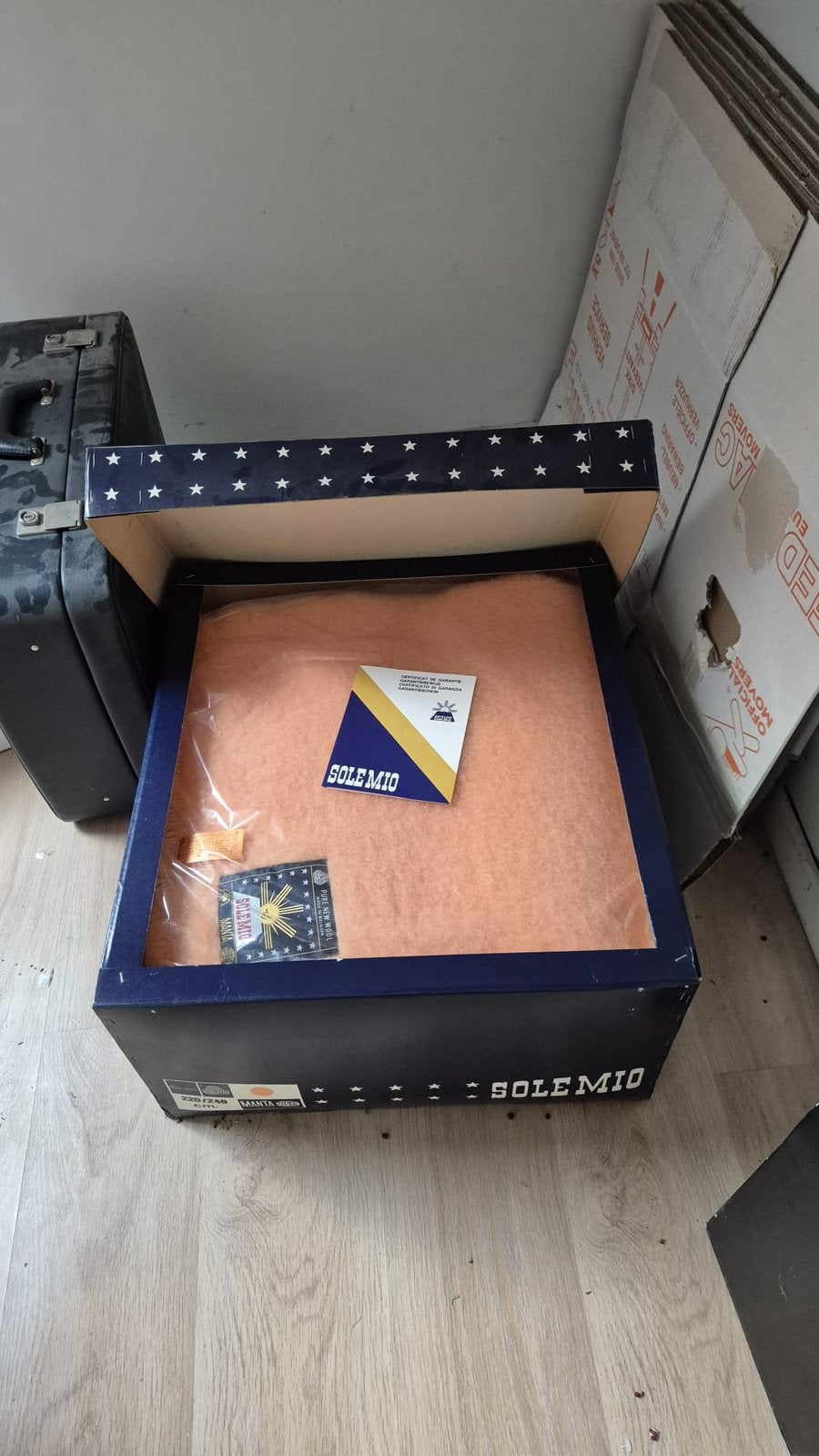 Nieuw sole mio deken in verpakking, Huis en Inrichting, Ophalen, Oranje, Deken of Dekbed, Overige merken