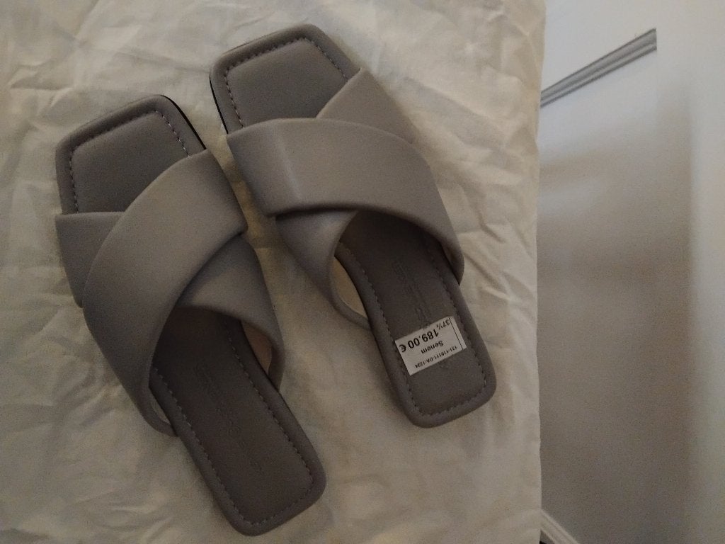 Kennel & Schmenger, Kleding | Dames, Schoenen, Slippers, Nieuw, Ophalen of Verzenden, Grijs
