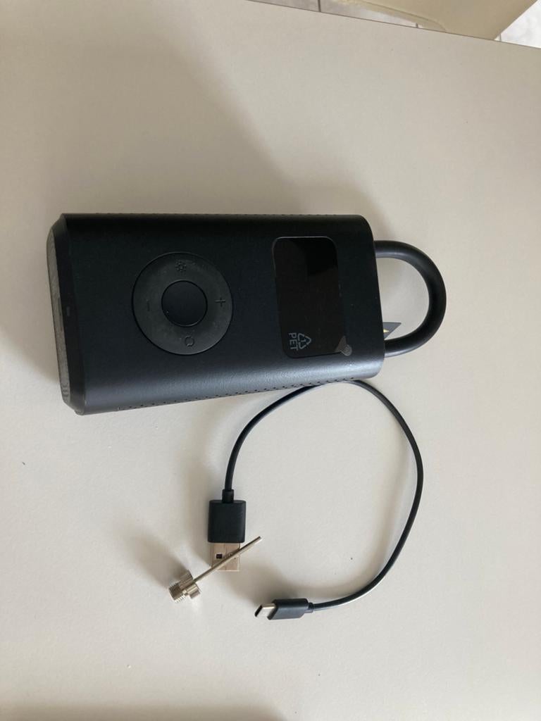 Draagbare elektrische luchtcompressor, Ophalen, Zo goed als nieuw