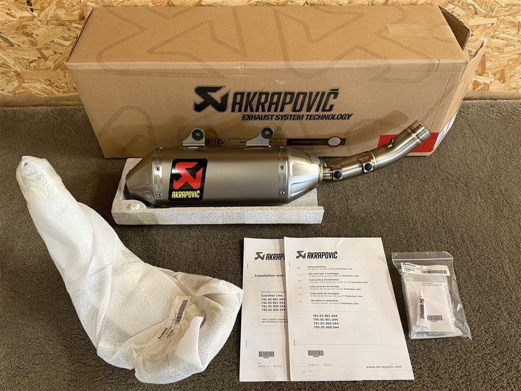 Akrapovic Racing Line uitlaat KTM 450 SX-F SMR FC FS FX 19>, Motoren, Verzenden, Nieuw