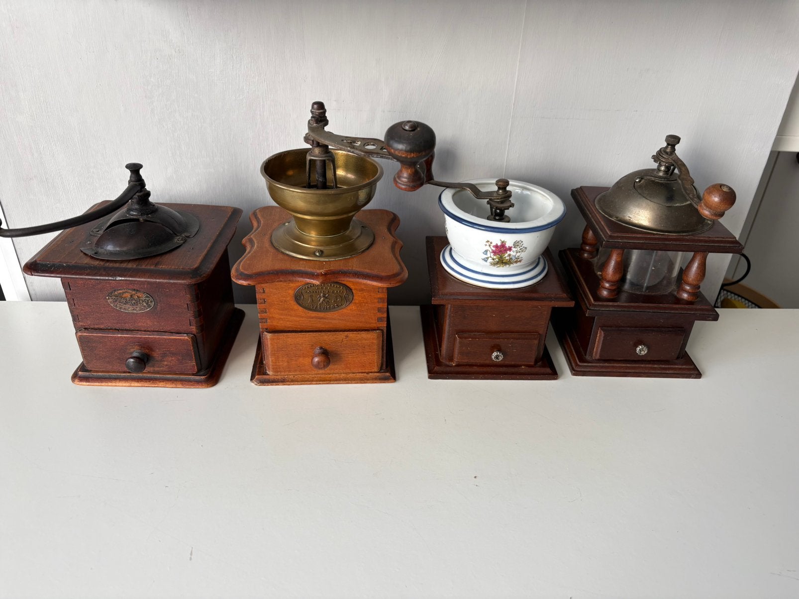 4 anciens moulins à café (10€ pièce), Enlèvement ou Envoi