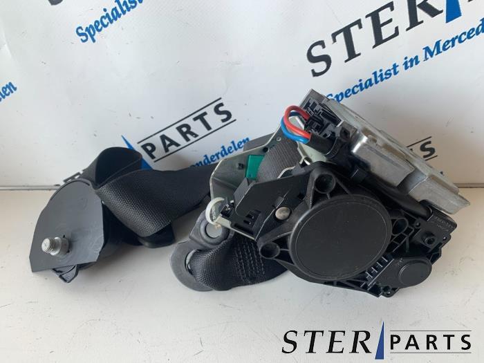 Ceinture de sécurité avant droite d'un Mercedes E-Klasse, 3 mois de garantie, Utilisé, -, -
