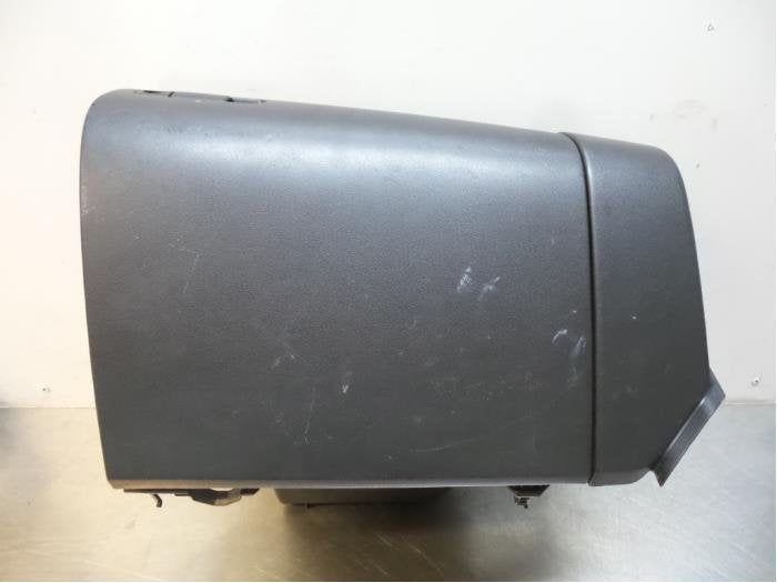 Boîte à gants d'un Mazda 3 (3 03-), -, 3 mois de garantie, Mazda, Utilisé