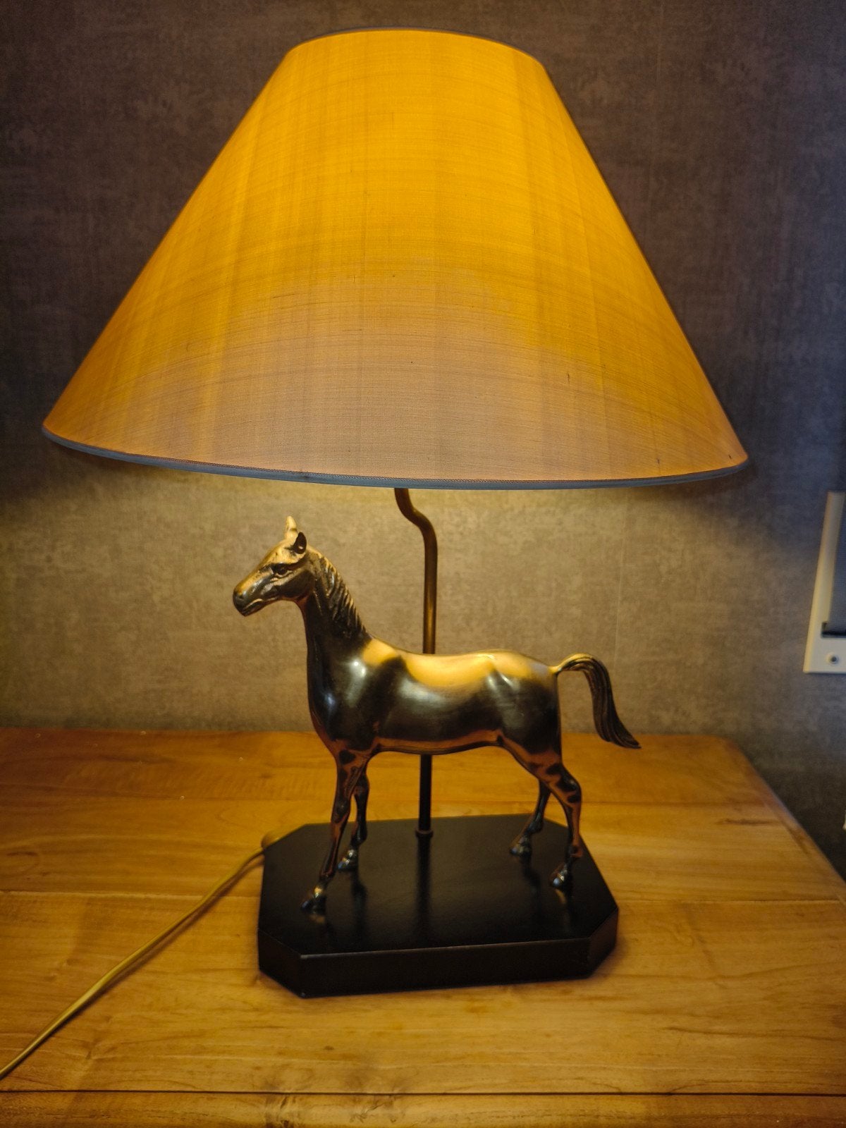 Lampe Cheval Vintage Laiton - Massive Belgium (Années 70/80), Maison & Meubles, Lampes | Lampes de table, Noir, Vintage, Enlèvement ou Envoi