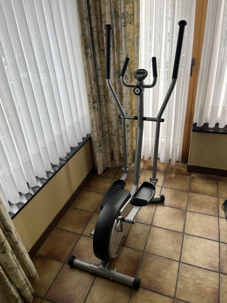 Domyos/Decathlon crosstrainer - V120, Ophalen, Buik, Zo goed als nieuw, Crosstrainer