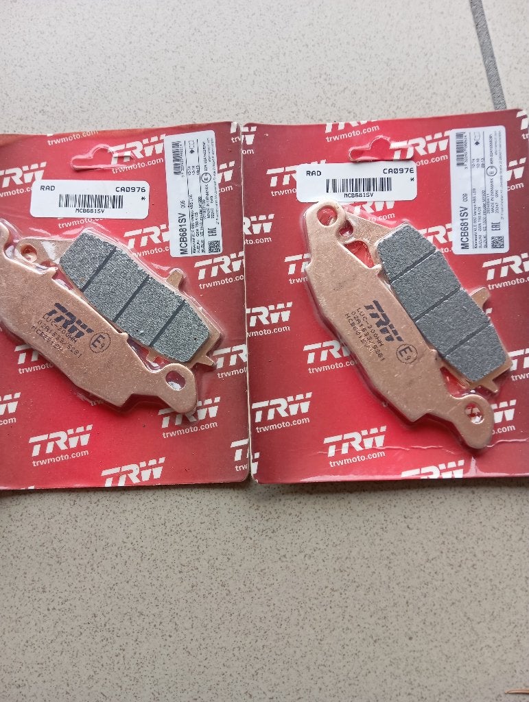2 sets nieuwe remblokken ( spoprijsje 10€ ), Motoren, Ophalen