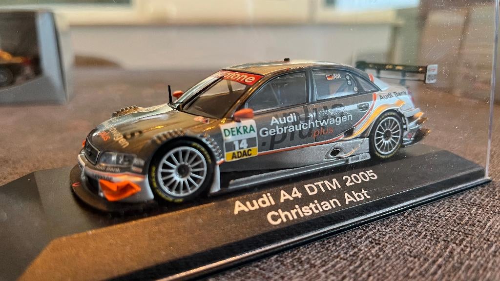 Audi A4 DTM 2005 Minichamps) Neuf !, Enlèvement ou Envoi, Neuf, Voiture, MiniChamps