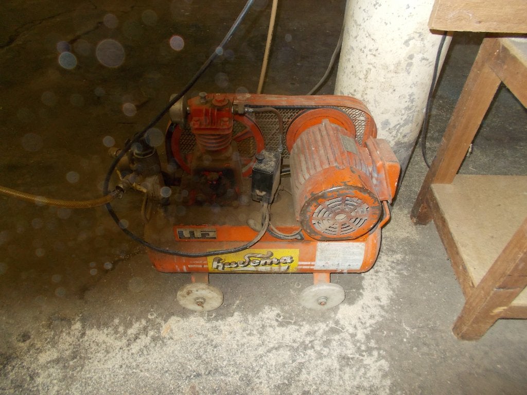 compressor, Doe-het-zelf en Bouw, Compressors, Ophalen, Gebruikt, 25 tot 100 liter, 200 tot 400 liter/min