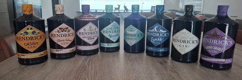 Lot van 8 Hendrick's Gin flessen ( Nieuw & sealed ), Enlèvement ou Envoi, Neuf, Autres types, Pleine