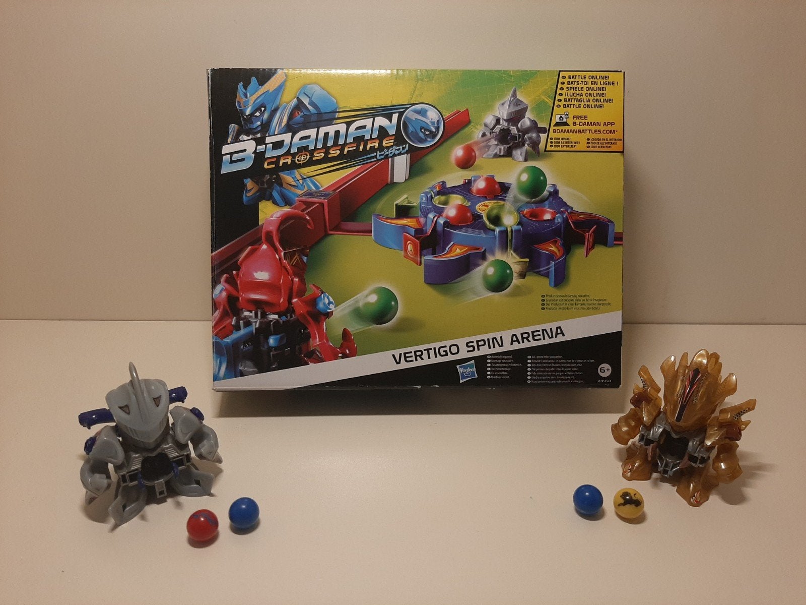 B-Daman Crossfire Vertigo Spin Arena + 2 B-Damans, Ophalen of Verzenden, Zo goed als nieuw, Jongen of Meisje