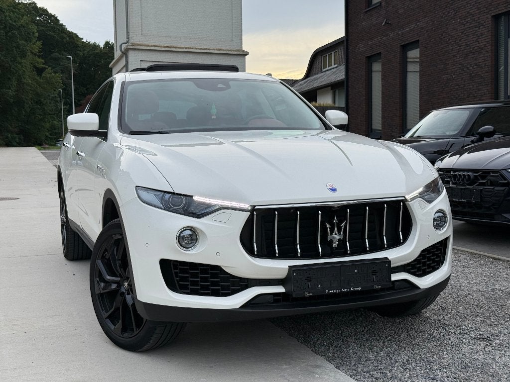 Maserati Levante 3.0 V6 Turbo *Pano*Cruise*Leder*Carplay*CAM, Auto's, Maserati, Automaat, Dealer onderhouden, Euro 6, SUV of Terreinwagen
