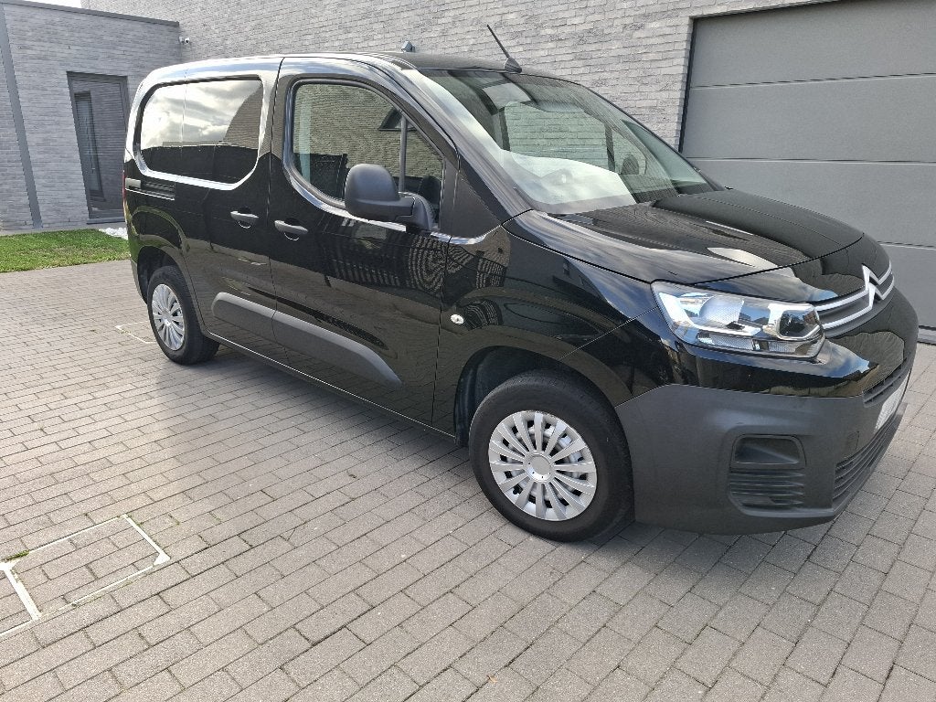 Citroen Berlingo Bestelwagen  54400KM, Auto's, Voorwielaandrijving, Stof, 4 cilinders, Zwart