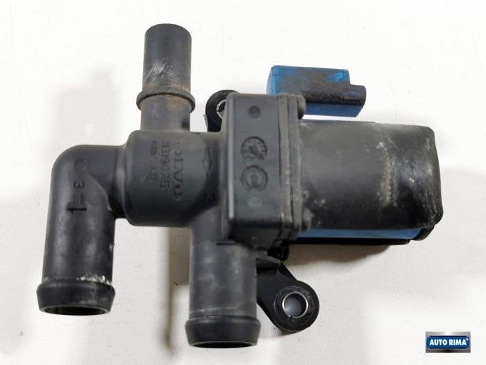 Extra waterpomp van een Volvo V60, Gebruikt, -, -, Ophalen of Verzenden