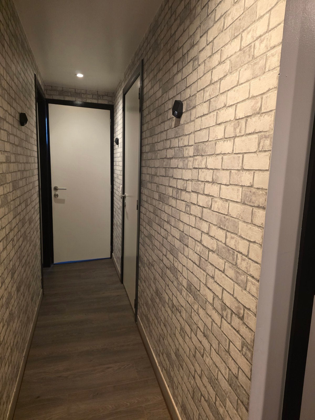 klusser voor al je schilder-, behang- en laminaatwerk!