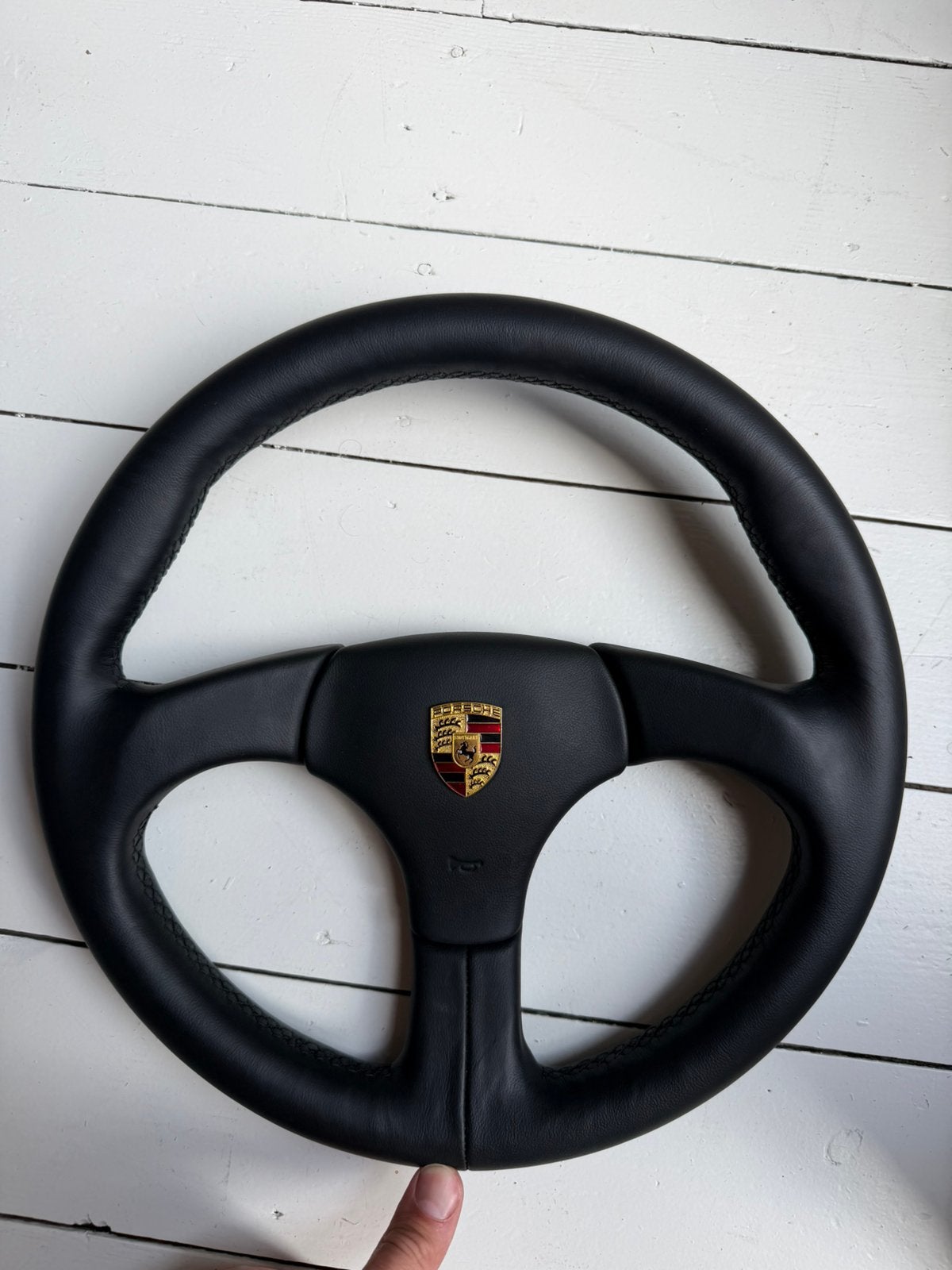 Atiwe Stuur porsche, Enlèvement, Porsche
