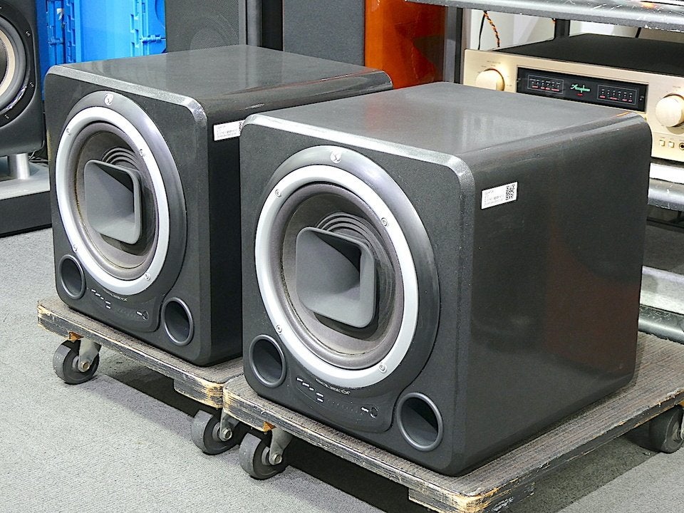 EQUATOR Q12 – High-End Active Studio Monitors (paar), Audio, Tv en Foto, Studiomonitor, Zo goed als nieuw, Ophalen, 150 watt of meer