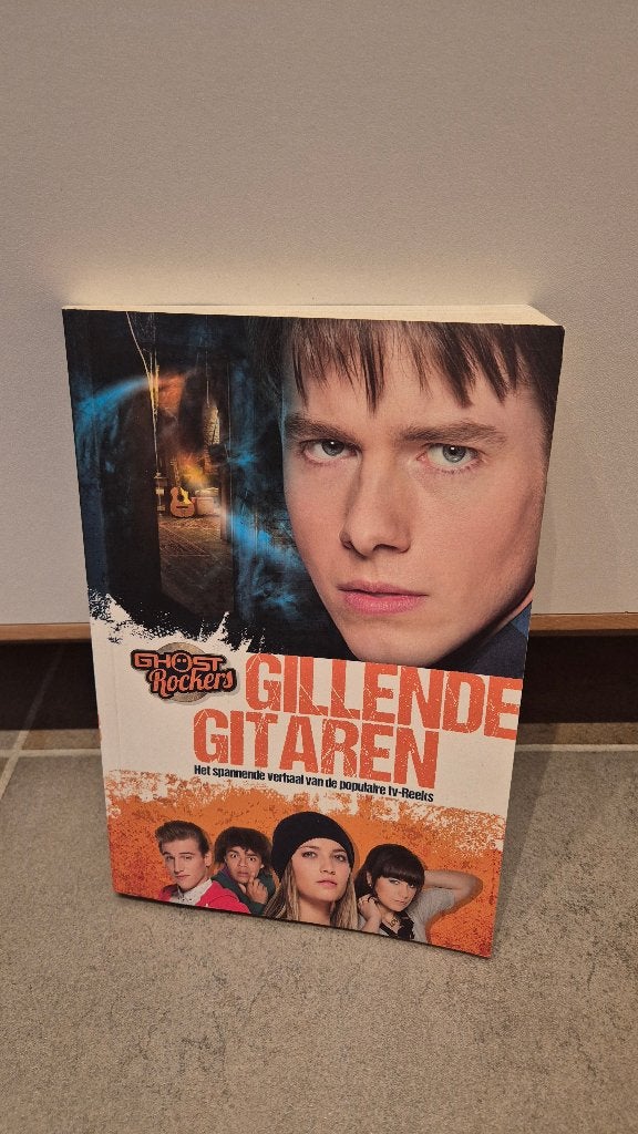 Ghost Rockers - gillende gitaren, Boeken, Ophalen of Verzenden, Gelezen