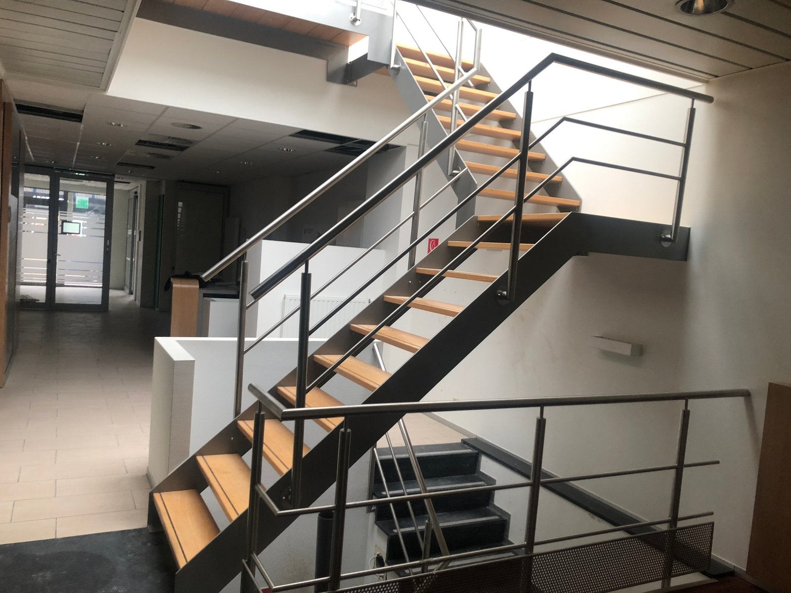 Escalier de haute qualité. En très bon état, Bricolage & Construction, Échelles & Escaliers, Enlèvement, Escalier